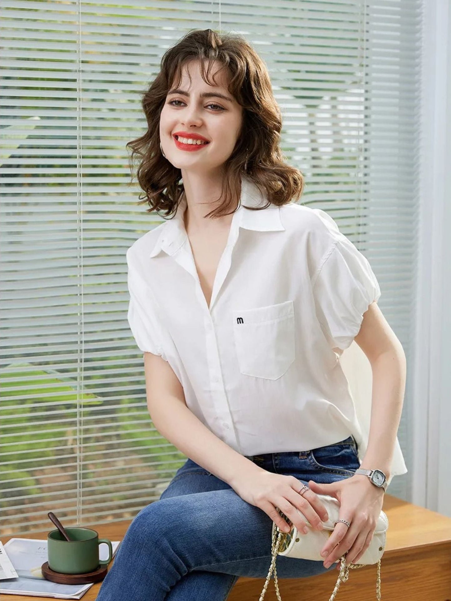 Camisa de Manga Curta com Bordado