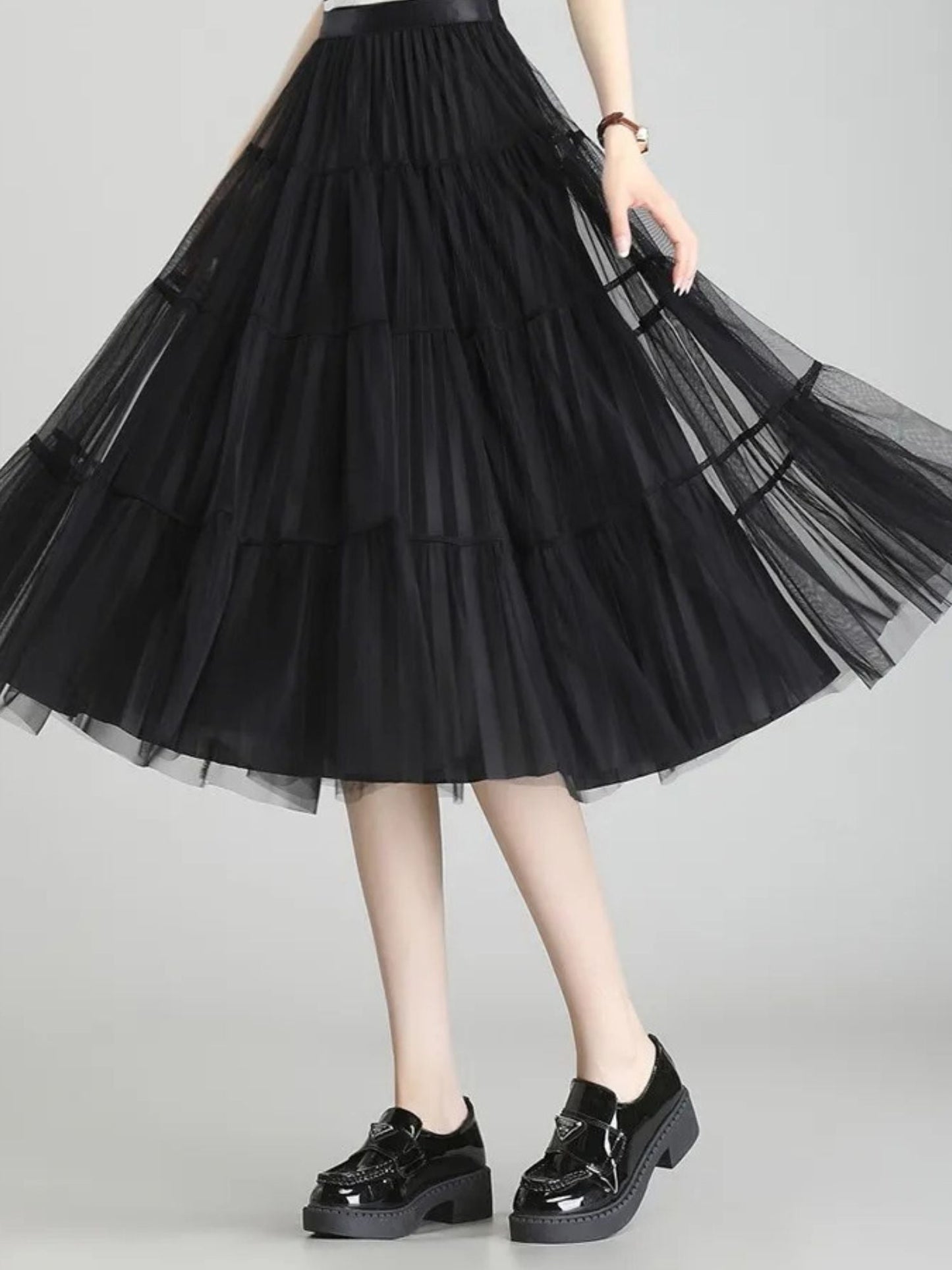 Saia de chiffon de camadas com cintura alta
