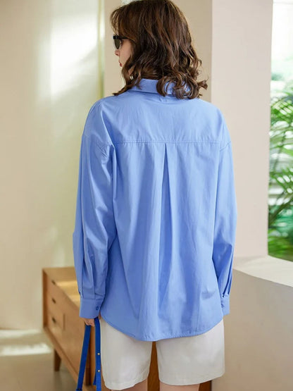 Camisa de manga longa com decote em V e bordado