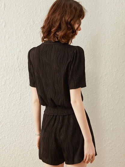 Conjunto Camisa Texturizada e Calções Cintura Alta