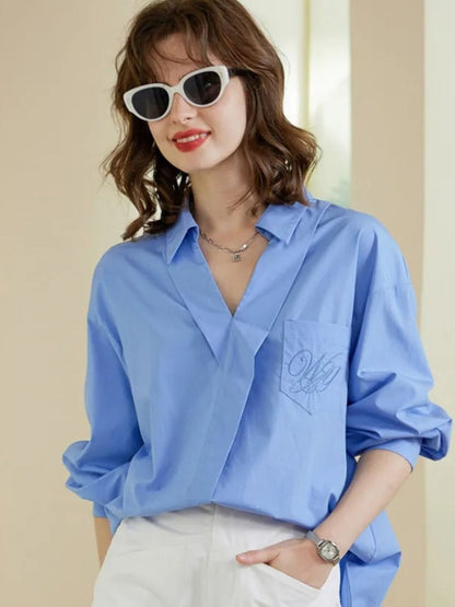 Camisa de manga longa com decote em V e bordado